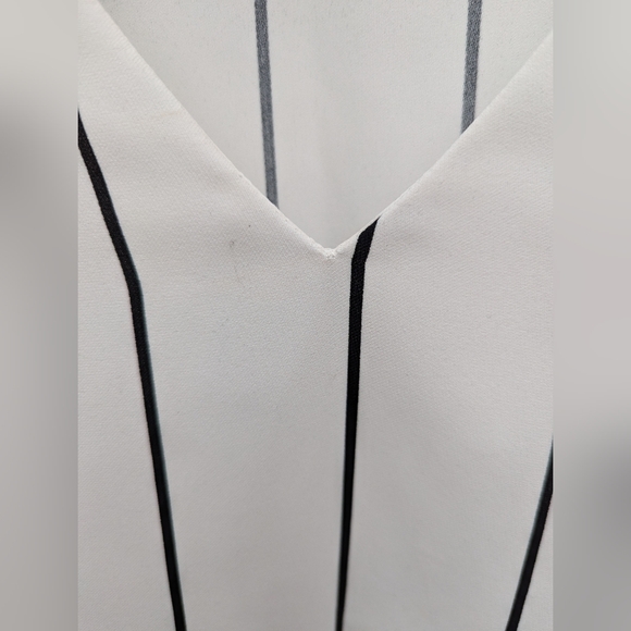 Women's blouse - Picture 4 of 6